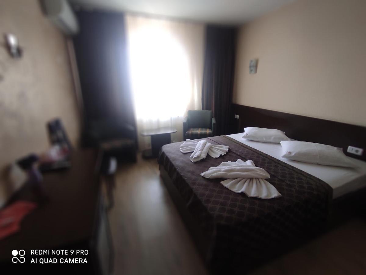 Tomis Pensiune Băile Felix 外观 照片